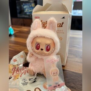 Pop Mart Labubu - The Monsters - Have A Seat - Dada